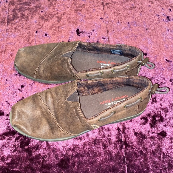 Woman’s BOB’s - Picture 2 of 7